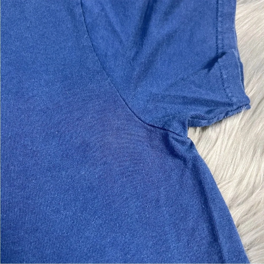 Vintage Y2K Nike Womens Heart Logo Blue T Shirt